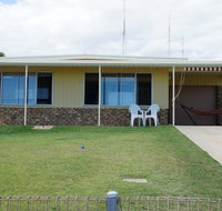 Family Tides - Accommodation Main Beach