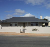 Jetty Views - Accommodation Main Beach