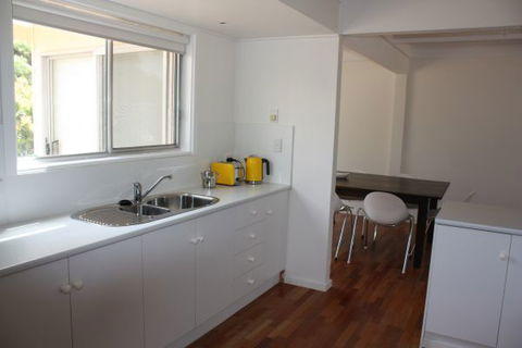 LJ Hooker Goolwa Holiday Rentals - 42 Underwood Avenue, Goolwa Beach - Accommodation Main Beach 13