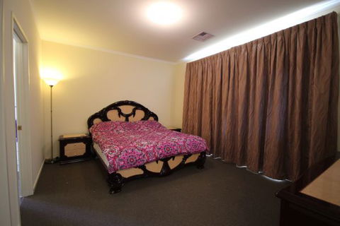 LJ Hooker Goolwa Holiday Rentals - 42 Underwood Avenue, Goolwa Beach - Accommodation Main Beach 19