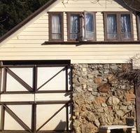 Peanuts Funny Farm - Accommodation Main Beach