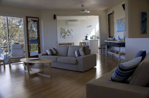 Sea Vale - Accommodation Main Beach 3