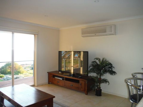 Bayview - Accommodation Main Beach 2