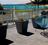 Penguin Beachfront Apartments - Accommodation Main Beach