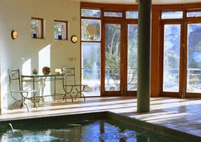 Astra  - Accommodation Main Beach 3