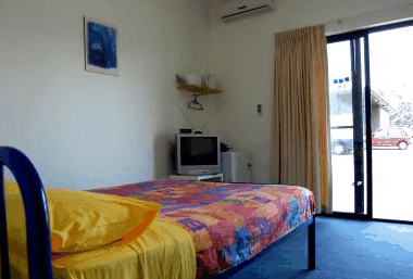 Comfort Hostel - Accommodation Main Beach