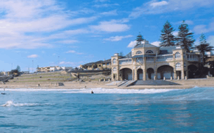 Ocean Beach Backpackers - Accommodation Main Beach 1