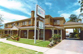 City Colonial Motor Inn - Accommodation Main Beach 2