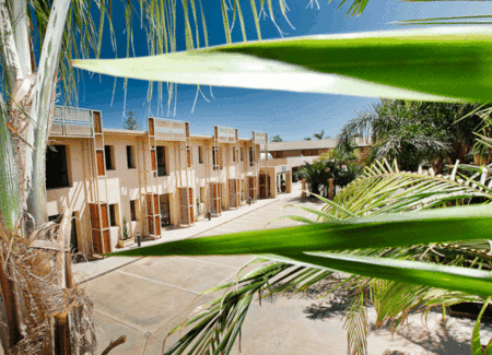Aquarius Luxury Apartments - Accommodation Main Beach 2