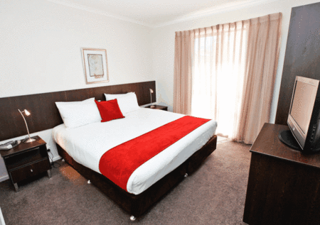 Aquarius Luxury Apartments - Accommodation Main Beach 3