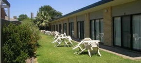 Three States Motel - Accommodation Main Beach 3