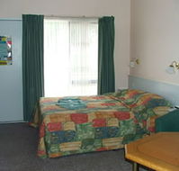 Lazy River Motor Inn - Accommodation Main Beach