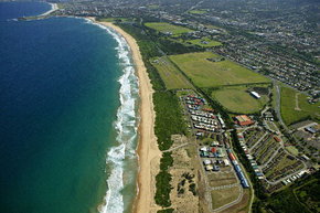 Fernhill NSW Accommodation Main Beach