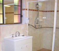 Poets Recall Motel - Accommodation Main Beach 1