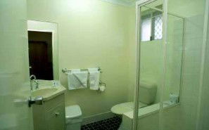 Cooks Endeavour Motor Inn - Accommodation Main Beach 1