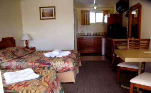 Cooks Endeavour Motor Inn - Accommodation Main Beach 4