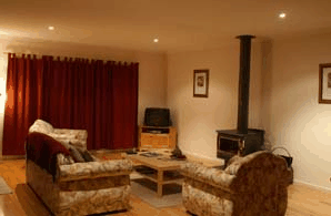 Alpine View Holiday Units - Accommodation Main Beach 0