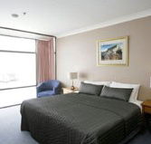 Man From Snowy River Hotel - Accommodation Main Beach