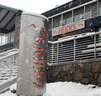 Heidi's Chalet Apartments - Accommodation Main Beach