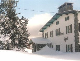 Peer Gynt - Accommodation Main Beach 2