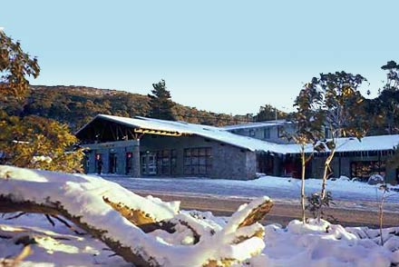 Ski Rider Hotel - Accommodation Main Beach 0