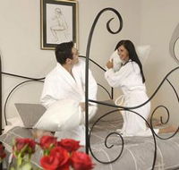 Wine  Roses Bed  Breakfast - Accommodation Main Beach