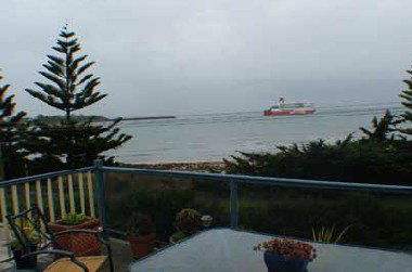 Alice Beside The Sea - Accommodation Main Beach 2