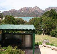 Coles Bay Waterfronters - Accommodation Main Beach