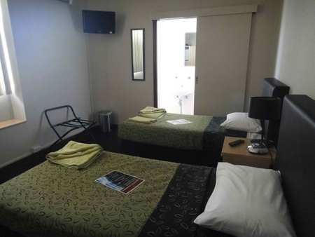 Northern Star Hotel - Accommodation Main Beach 5