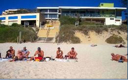 Ocean Beach Backpackers - Accommodation Main Beach 3
