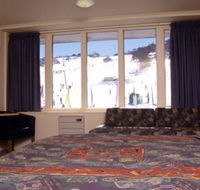 Perisher Valley Hotel - Accommodation Main Beach