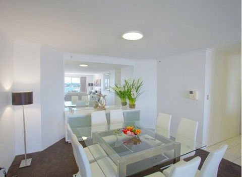Ocean Sands Resort - Accommodation Main Beach 0