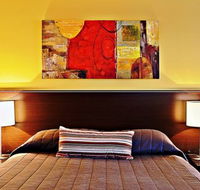Governor Macquarie Motor Inn - Accommodation Main Beach