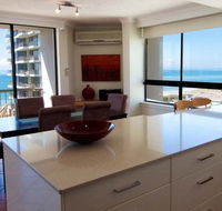 Carrington Court - Accommodation Main Beach