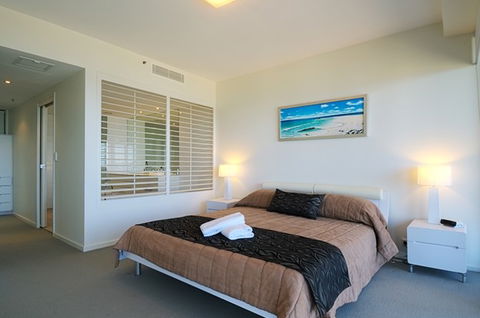 Ultra Broadbeach - Accommodation Main Beach 4