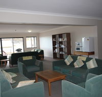 Corroboree Lodge - Accommodation Main Beach