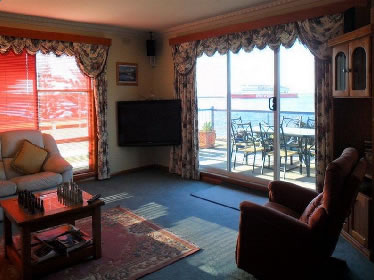 Alice Beside The Sea - Accommodation Main Beach 5