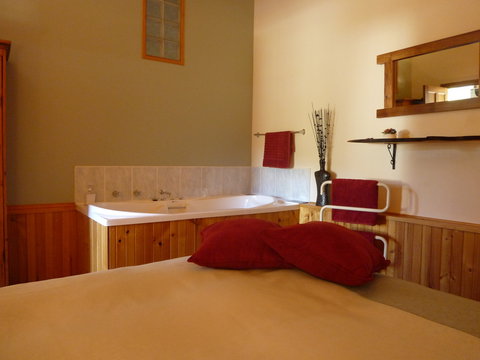 Sherwood View Accommodation - Accommodation Main Beach 4