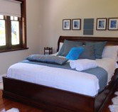 Barristers Block Vigneron Villa