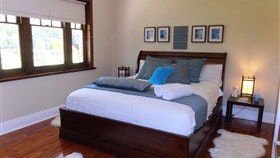 Barristers Block Vigneron Villa - Accommodation Main Beach 0