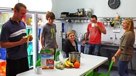 Adelaide Backpackers Inn - Accommodation Main Beach 0