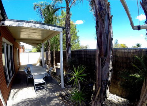 Shamore Apartments - Eleventh Street - Accommodation Main Beach 1