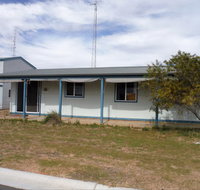 Wallaroo Waves - Accommodation Main Beach