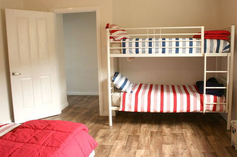 Bywondah Retreat - Accommodation Main Beach 2