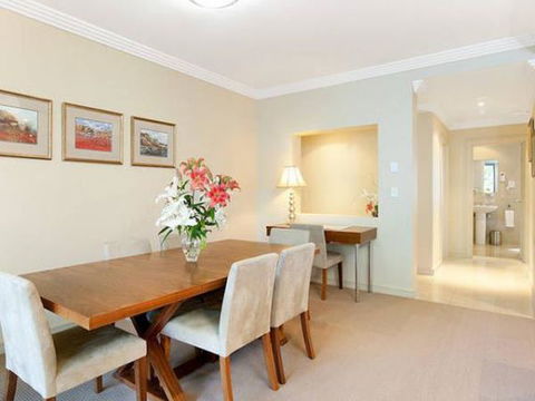 Ambience @ The Harbour - Accommodation Main Beach 4