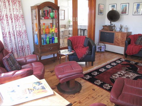 B&B Wodonga - Art Deco Accommodation - Accommodation Main Beach 6