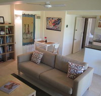 Bangalow Studio Apartment - Accommodation Main Beach