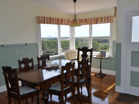 Beth's Cottage Roaring 40s - Accommodation Main Beach 2