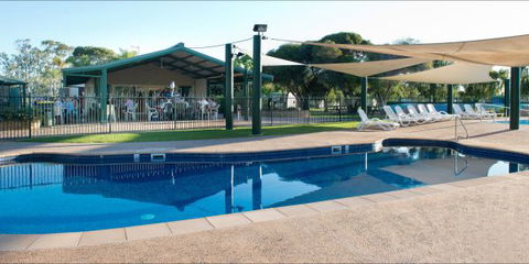 Berri Riverside Holiday Park - Accommodation Main Beach 7