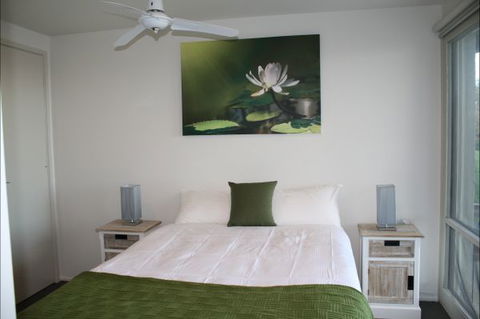 BTU Cottage Nowra Hill - Accommodation Main Beach 2
